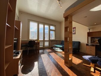 Pronájem byt 1+kk, 30 m2, balkon, sklep, Stroupežnického, Sm - 8