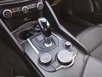 Alfa Romeo Giulia 2.2JTDM 110kw Q2, 2016, 85000km - 8