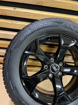 Alu originální kola Audi Q3 černé 5x112, 215/65 R17❄️ - 8