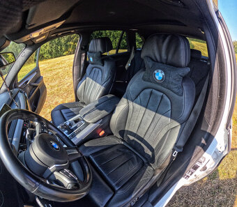 BMW X5 4.0D - 8