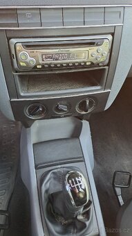 ŠKODA FABIA 1.4 MPI, 50kW, r.v.2000, SLEVA - 8