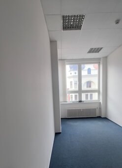 PRONÁJEM  KANCELÁŘE V CENTRU PRAHY - bez provize - 8