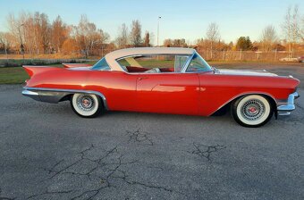 1957 Cadillac Eldorado Seville - 8