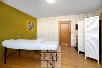 Prodej domu v centru Vimperku – komerční i k bydlení - 8