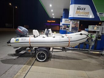 Prodám motorový člun zodiac gumový rozskládací kyl pevny - 8