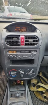 OPEL CORSA 1.0 i r.v.2000 nekorodovaná přeskočený rozvody - 8