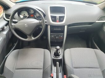 Peugeot 207 1.4 54kw r.v.2011 1.majitel Klimatizace - 8