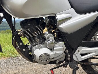 Yuki 125 Sport - 8
