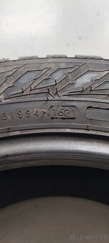 1ks 215/60/17C Nokian Snowproof, DOT 1621, vzorek 7.5mm. - 8