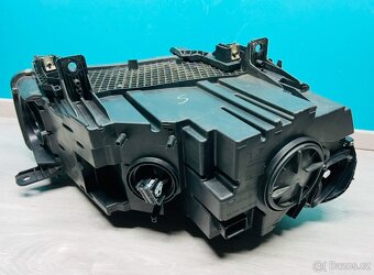 BMW X5 f15 X6 f16 X5M f85 X6M f86 světla Full led - 8