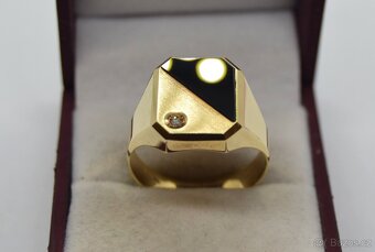 Zlatý pánský prsten s briliantem - 8