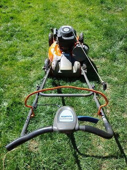 Sekačka Husqvarna - 8