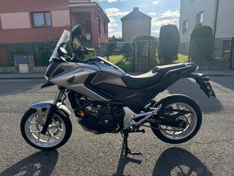 Honda NC 750 X 2016 - 8