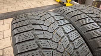 2ks zimní pneu 215 55 17 - 8
