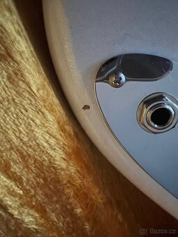 Fender aniverssary bass - 8