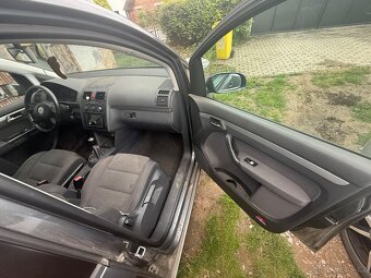 Touran 1T 2,0TDi - 8