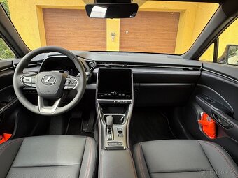Lexus LBX NG24 1,5 Hybrid (odpočet dph možný) - 8