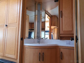 Hobby Exclusive 495 - 8