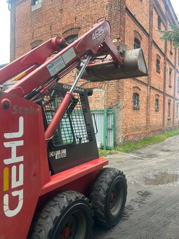 Smykový nakladač Gehl Max 4625 DX - 8