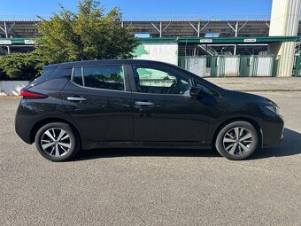 Prodám Nissan LEAF, 40 kWh Acenta - 8