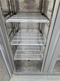 Dvoukřídlá lednice na přepravky - 200x150x70 cm - 8