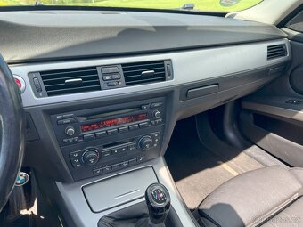 BMW E91 330xd 170kW 4x4 manuál panorama kůže - 8