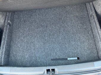 Škoda Octavia, 2.0,SCOUT,2.MAJ,SERVIS.KN,TOP - 8