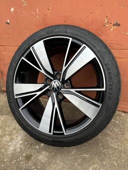 Volkswagen Golf 8 R18 Letní sada - 8