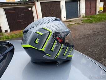 Helma agv vel. M - 8