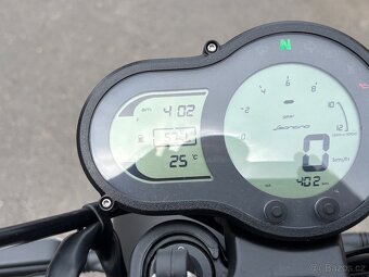 Benelli Leoncino 500 - 8
