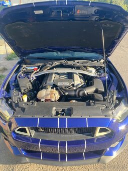 Ford mustang GT, 5.0, V8 - 8