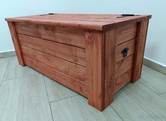Dřevěná truhla - 8
