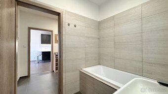 Pronájem 2+kk s lodžií na ul. Chvalovka, Brno - Bystrc - 8