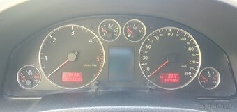 Audi A6 Allroad 2.5 tdi 132Kw BAU - 8
