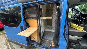 Renault Trafic 2.5dci 107kw obytný - 8