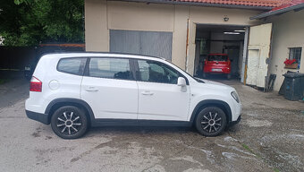 Chevrolet Orlando - 8
