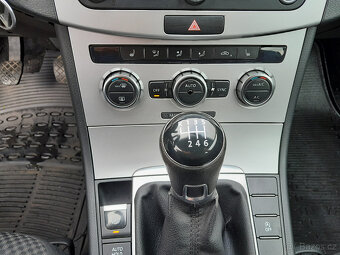 VW Passat B7 - 8
