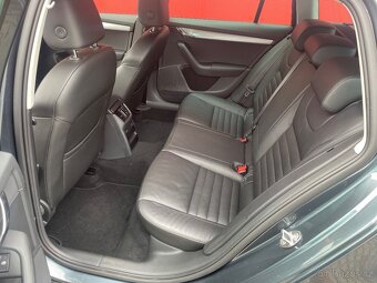 Škoda Octavia kombi 2.0 TDi 110 kW - 8