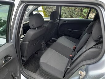 Opel astra h - 8