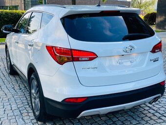 Hyundai Santa Fe 2.2CRDi 145KW 4x4 AUT VÝHŘEV KAMERA PREMIUM - 8