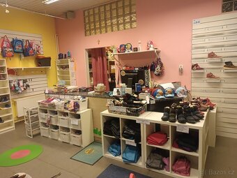 Vystavovací regály - 8