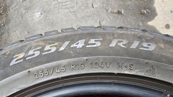 Zimní pneumatiky 255/45/19 Pirelli - 8