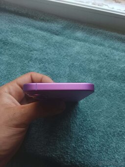 iPhone - 8