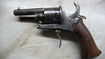 Revolver LEFAUCHEUX - 8