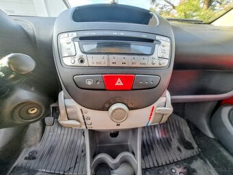 Toyota Aygo 1.0 50 kw 2007 - 8