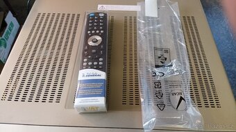 Krásný hifi receiver JVC RX 6001 R s dálkovým ovladačem - 8