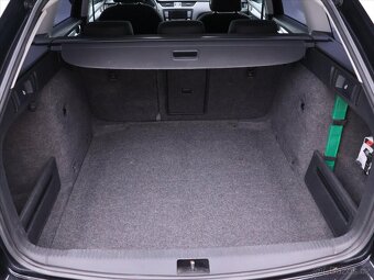 Škoda Octavia 2,0 TDI  4x4 CZ Elegance Xenon (2015) - 8