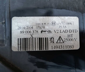 XENONY - PEUGEOT 807 - 8