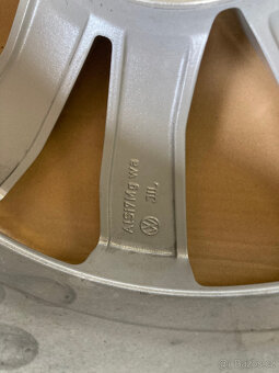 ALU disky 5x112 R18 VW T-Roc - originál - 8