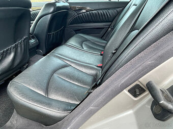 Mercedes E 320 CDI - 8